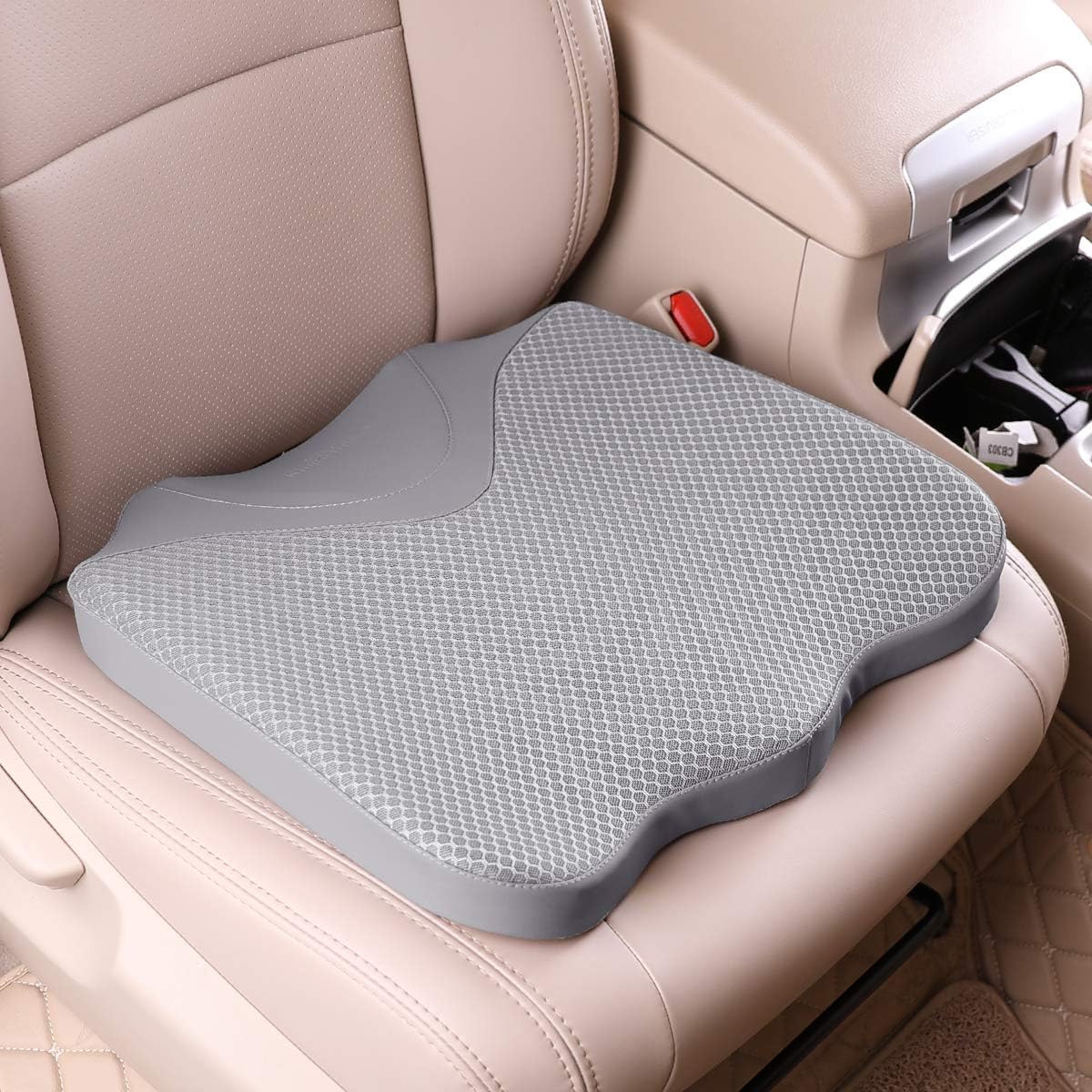 Car Seat Cushion, Comfortable Memory Foam Cushion for Driving, Auto Heightening Wedge Cushion for Sciatica Tailbone Pain Relief (Beige)