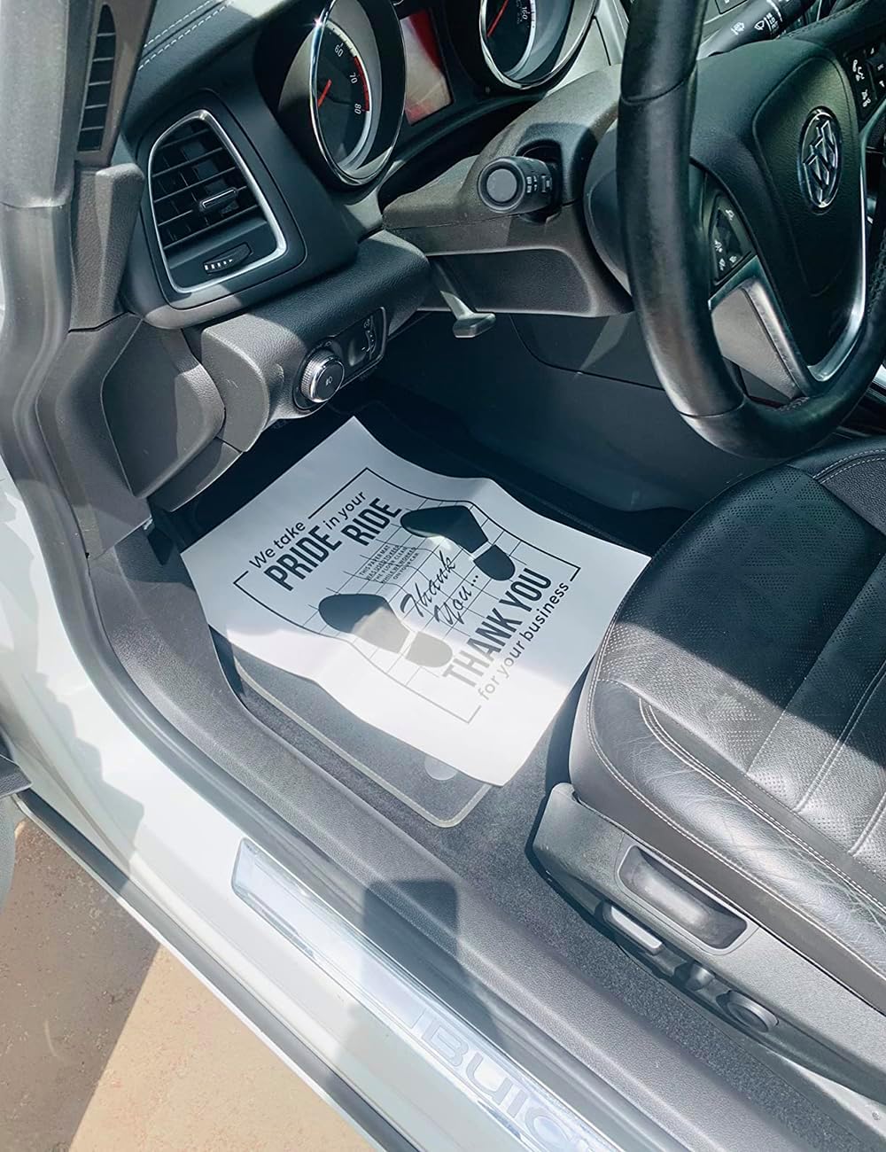 White Car Paper Floor Mats,50Pcs Vehicles Disposable Floor Pads,Temporary Cars Floor Protector,Automotive Mat Covers Protector,Detailing Detail Wash,Temporary Sticky 16x20inch