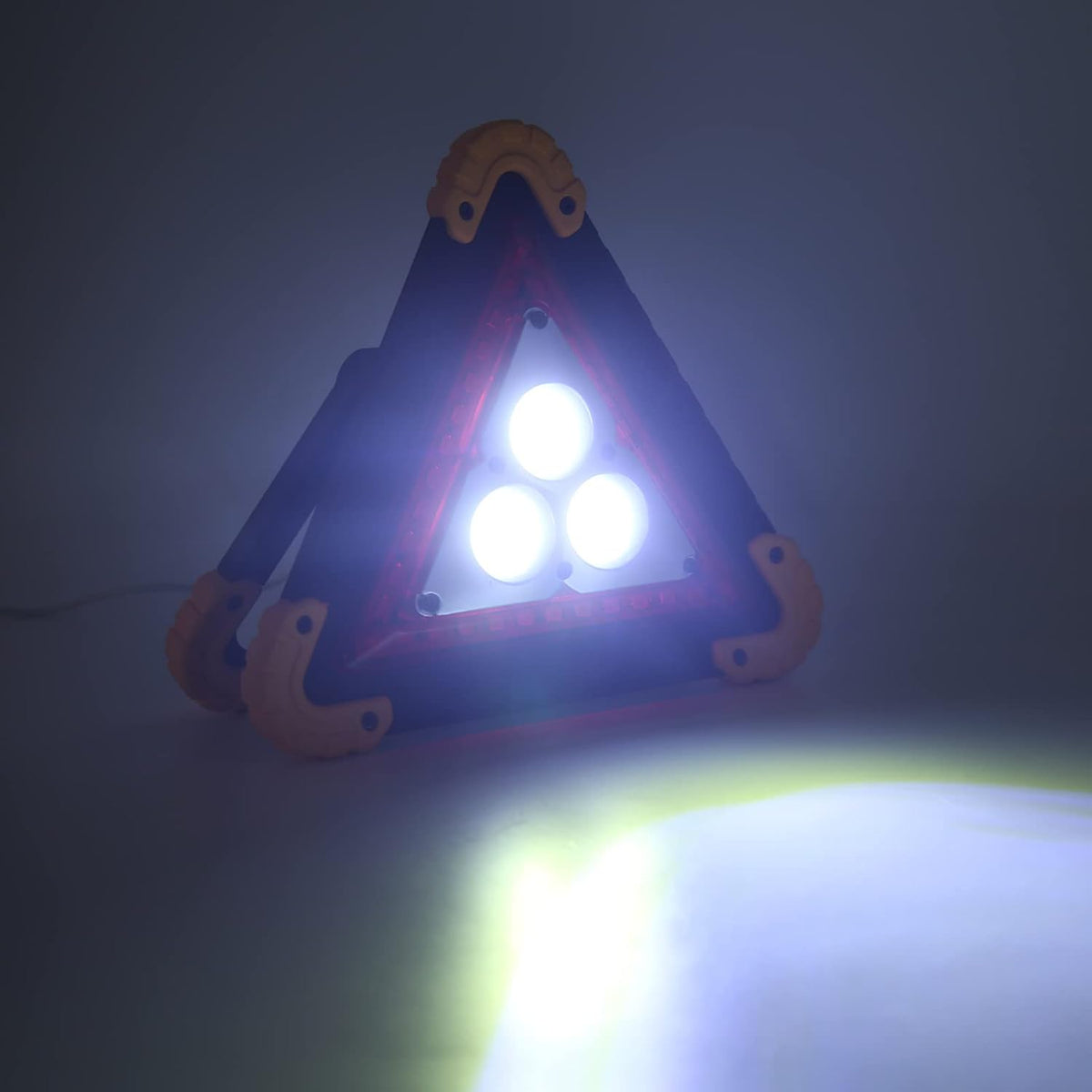 Emergency Warning Triangle Light, 2 Pcs Car Warning Triangle Lamp Water Proof 4 Modes, Portable Malfunction Repair LED Warning Light, for Camping, Hiking, Car Repair