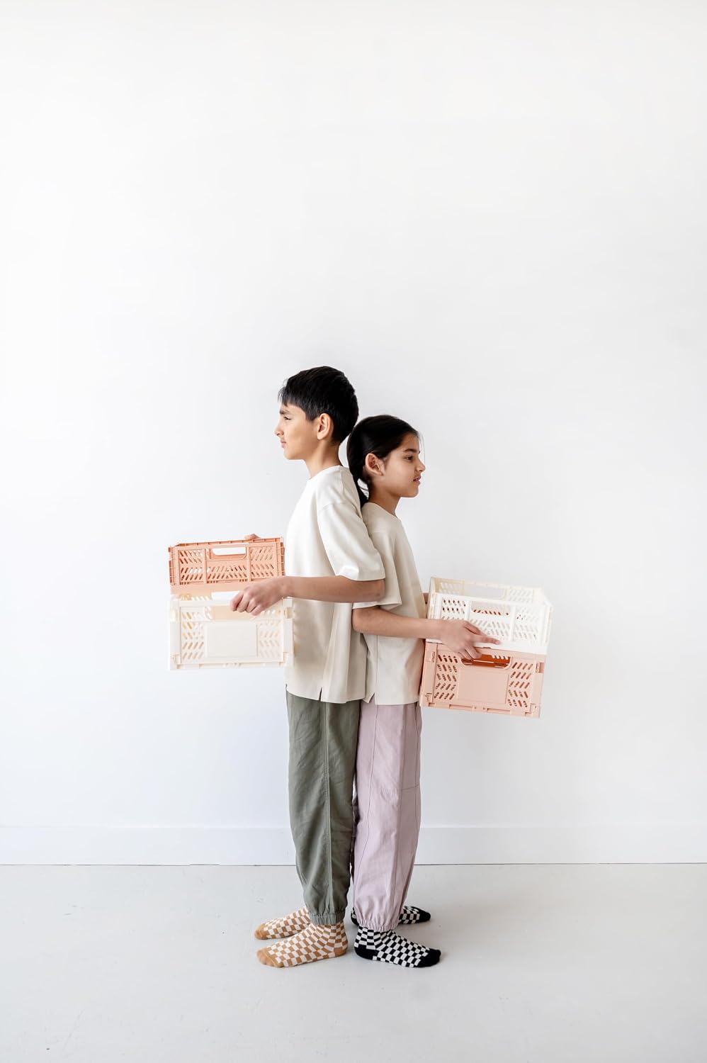 3 Sprouts Recycled Plastic Collapsible Crate, Stackable, Clay, Large | Recycled plastic, Stackable folding storage crate, Large size, Organization for adults and kids, Home office or playroom