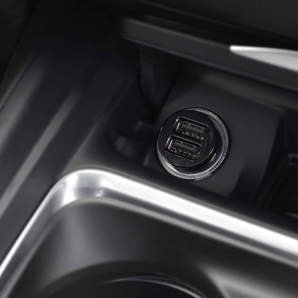 Cable Matters 2-Pack 4.8A 24W Flush Mount Dual USB Car Charger