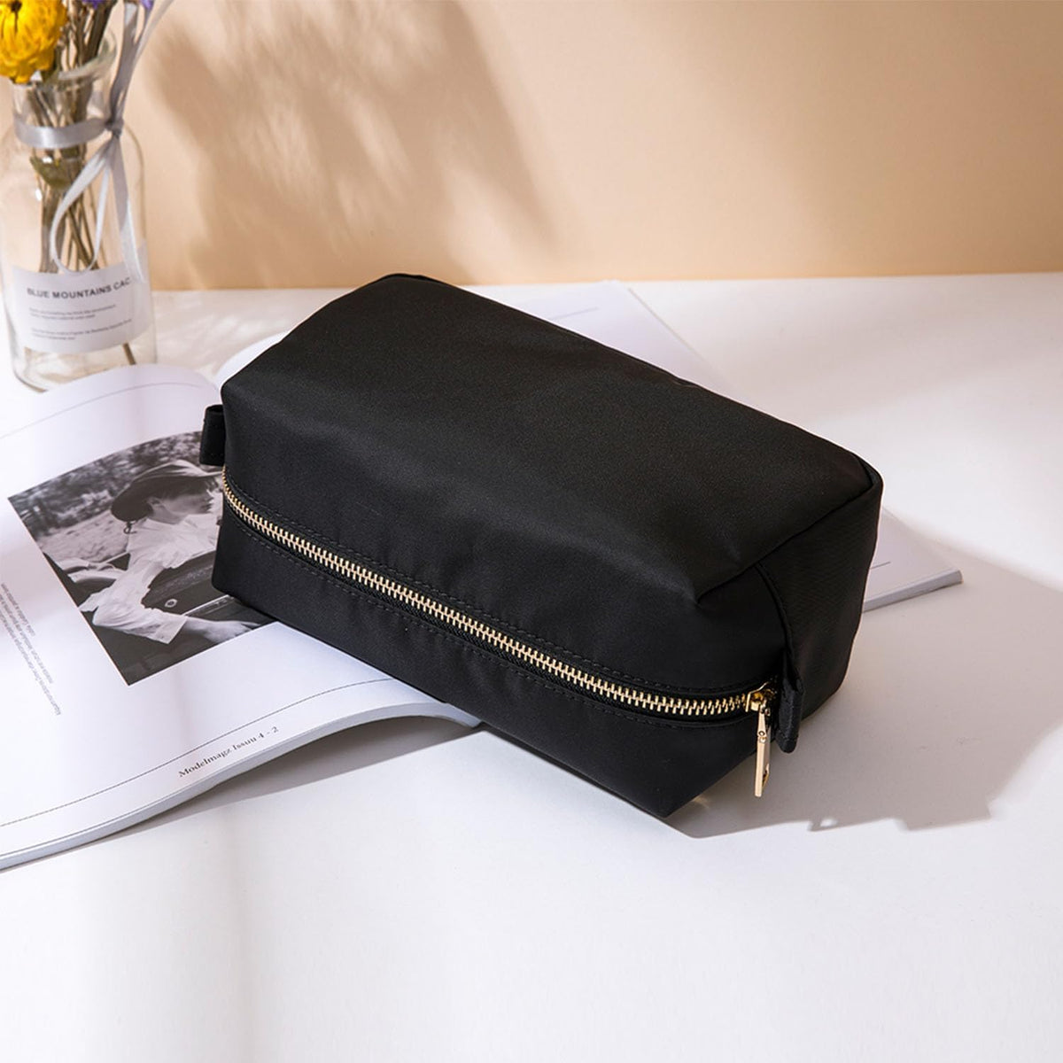 Travel Makeup Bag, Ring Clasp Wristlet Organizer (Black)