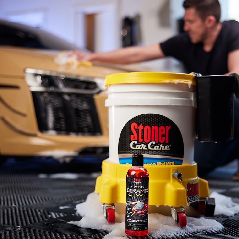 Stoner Car Care 99049 15-Piece Performance Essentials Complete Car Detailing Kit with Invisible Glass Cleaner, Microfiber Cloths, 5-Gallon Bucket, Wheel Cleaner and More Gift for Vehicle Enthusiasts