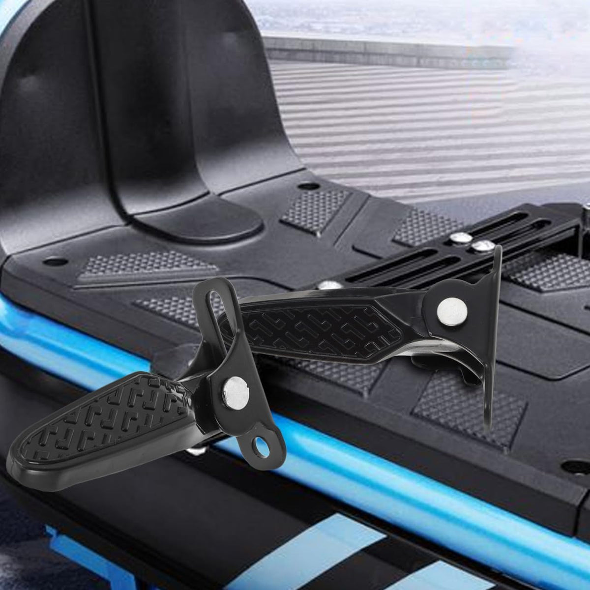 Rear Foot Peg Pedal Replacement for Mountain Bike Electric Car Foot Peg Passenger Rear Footrest 1 Pair 4.72 X 2.75 X 1.57 in Cycling Accessory