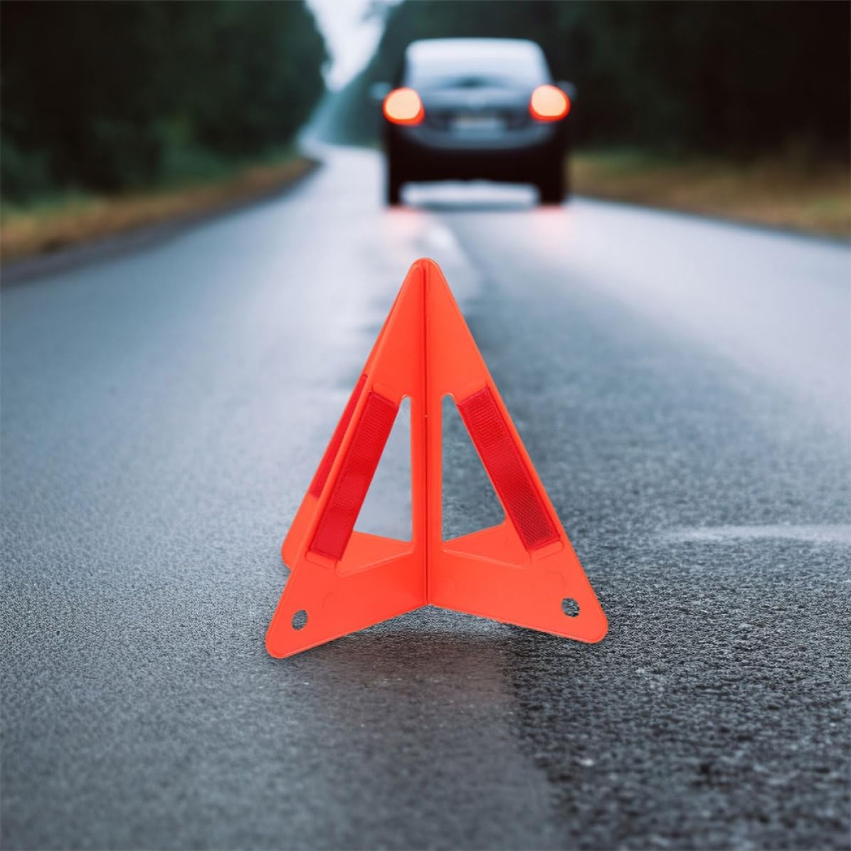 4pcs Red Plastic Emergency Roadside Safety Triangle Sign