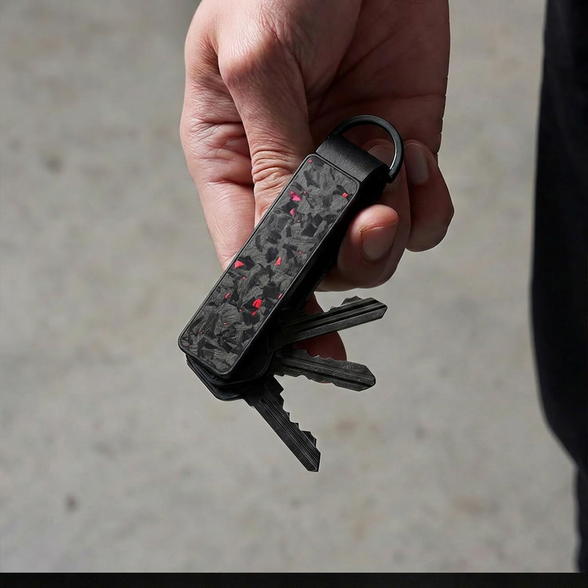Compact Metallic Aluminum Key Organizer holder Keychain with Pocket Clip.