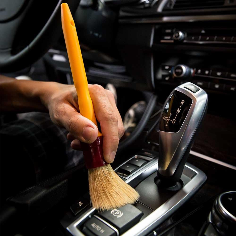 Chemical Guys, Boars Hair Detailing Brush for Wheels, Grilles & Interior