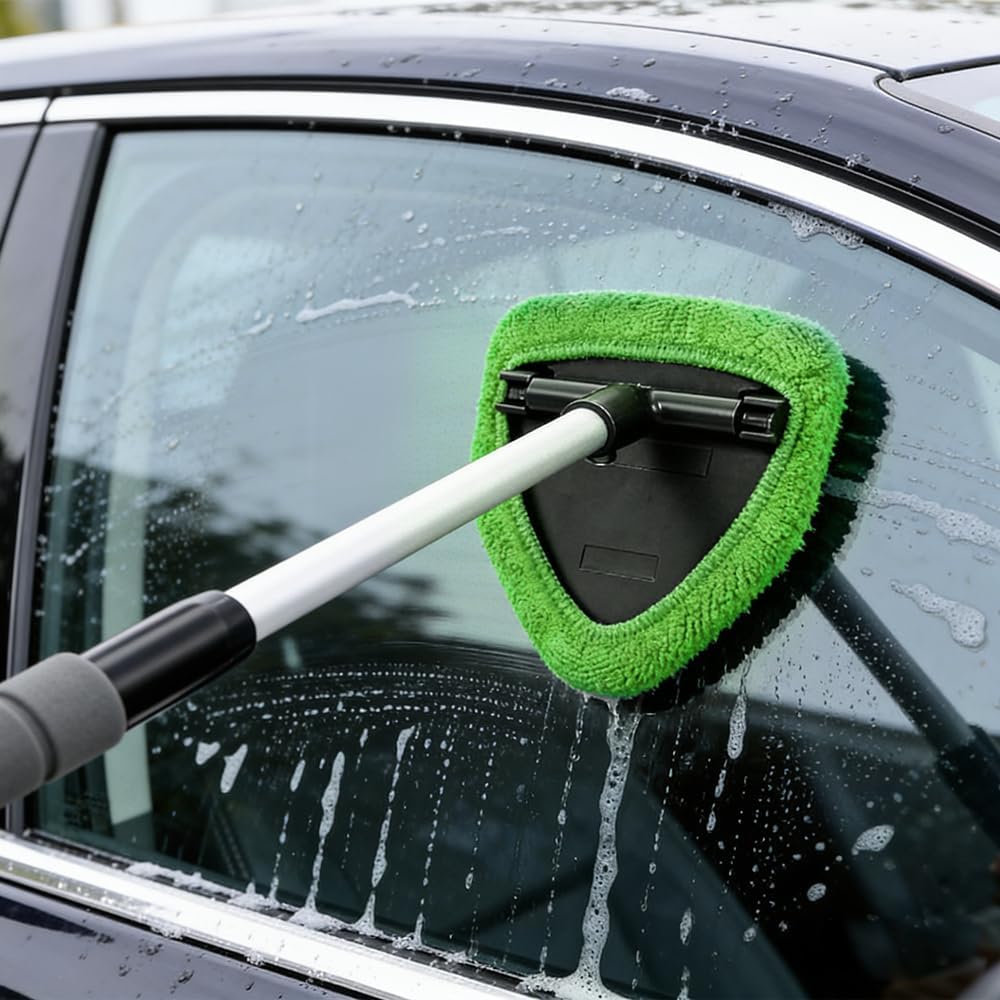Windshield Cleaning Tool, Car Cleaning Window Tool, Car Interior Window Cleaning Kit with Extendable Handle & 4 Microfiber Pads, Auto Wiper Inside Windshield Brush for Windows (Green)