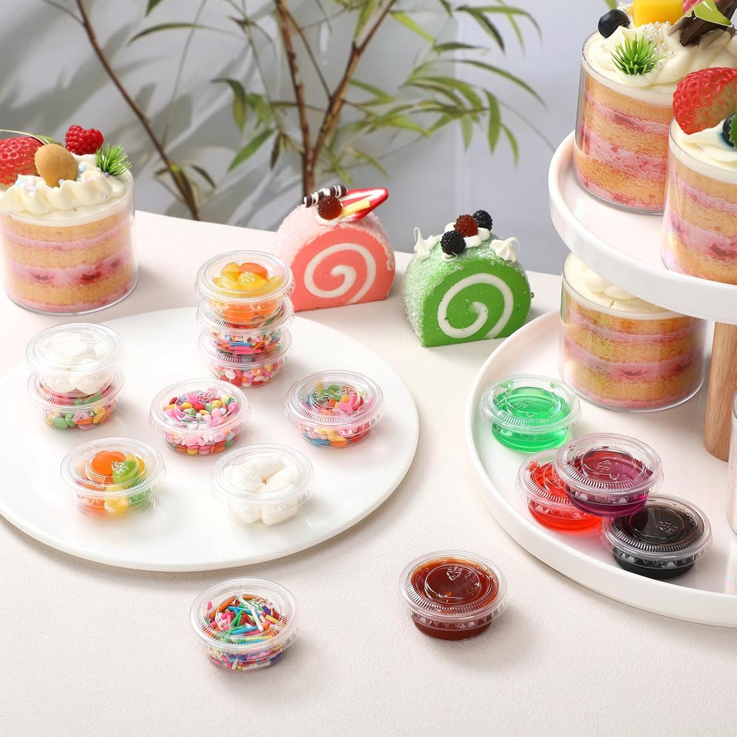 Bokon 2500 Sets 0.5 Oz Clear Plastic Portion Cups With Lids Condiment and Dipping Sauce Container Salad Dressing Container Airtight and Stackable Souffle Cups for Lunch, Party, Trips