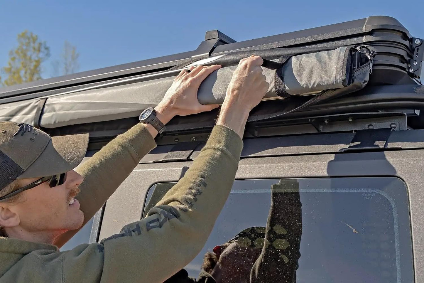 Rough Country Retractable Roof Rack Awning 6'6" x 9'8" Universal Fit - (Fits Trucks & SUVs)