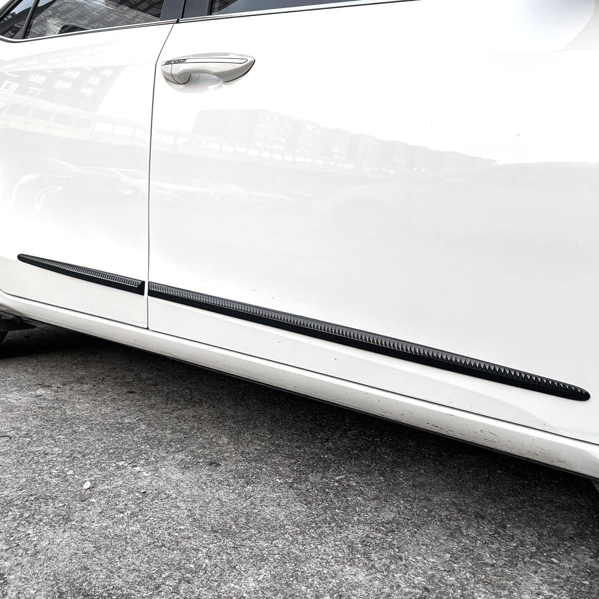 XmuxHai 4PCS Dent Prevent Car Door Protector,Door Molding Trim Kit Strips,Universal Door Protector Automotive Molding Trim,Prevents Dents Scratches,Bright (Black)