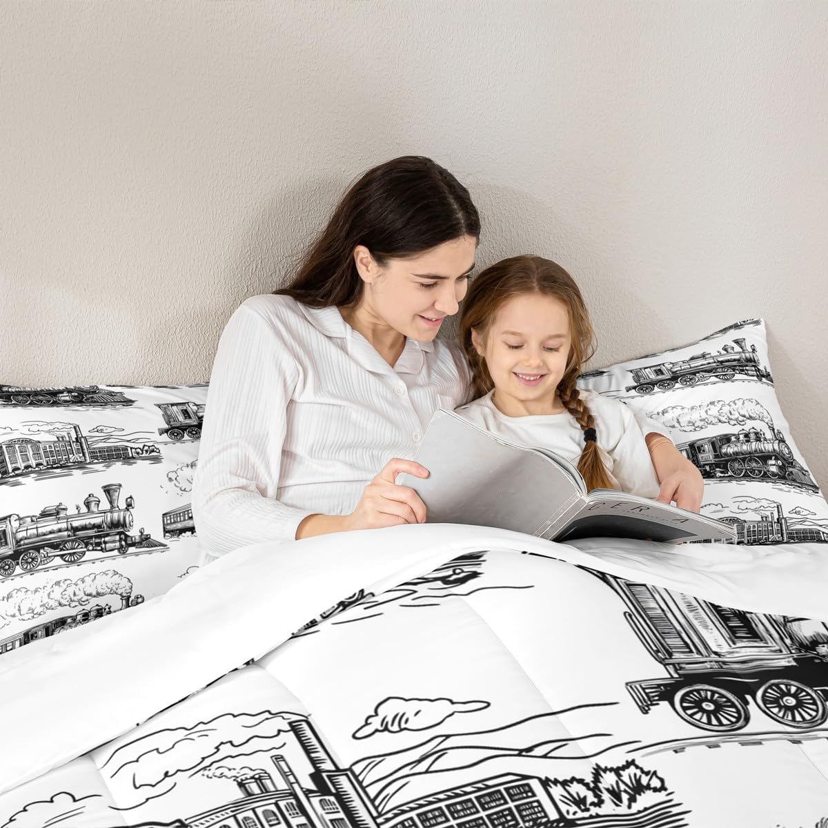 Manfei Train Comforter Set Queen Size, Retro Steam Locomotive Train Down Comforter with 2 Pillowcases, Vintage Train Bedding Set 3pcs for Kids Boys Adults Bedroom Decor Lightweight Duvet Insert