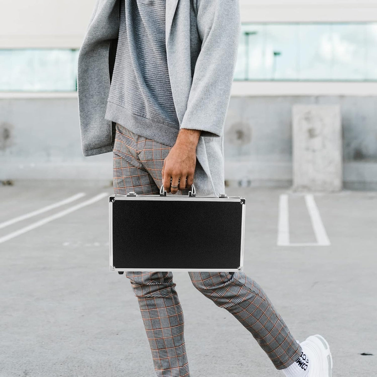 Musiin Pro Medium Size Audio Device Microphone Carrying Case, Customizable case with Pre-Diced Foam, Aluminum Alloy Sturdy Build, Ideal Compatible with Audio Device Wireless Mic System Storage cover