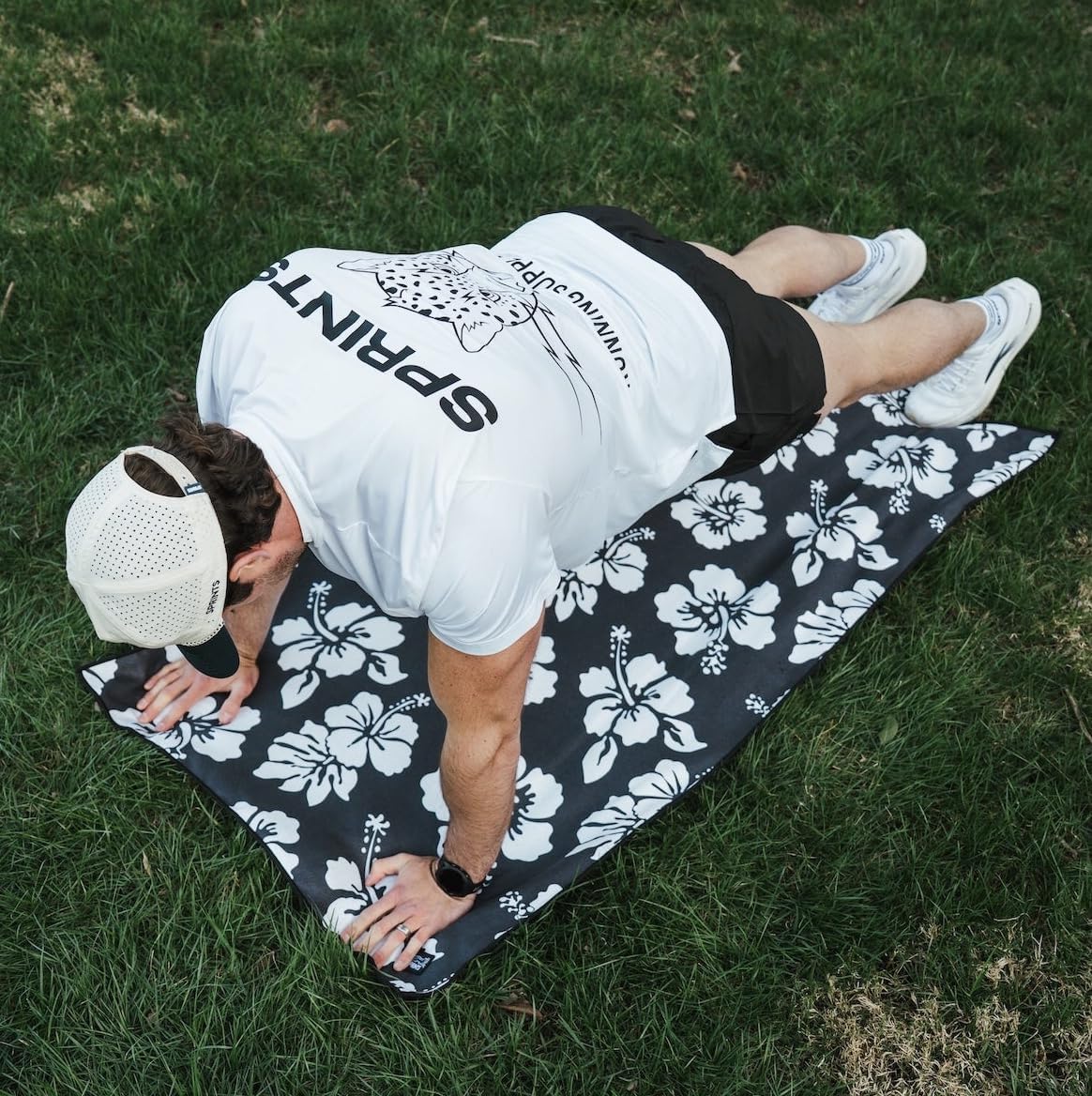 Sprints Athletic Running Towel, Full-Sized, Car Seat Cover - Performance Microfiber (Flex on the Beach - Black w/Snaps)