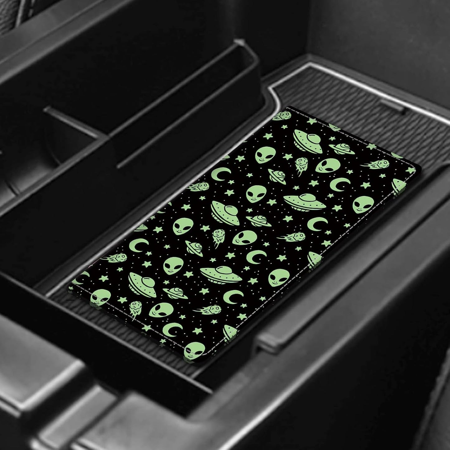 Leather Car Registration and Insurance Card Holder, Cute Car Accessories Vehicle Glove Box Car Organizer for Documents, Cards, License Cute Green Aliens