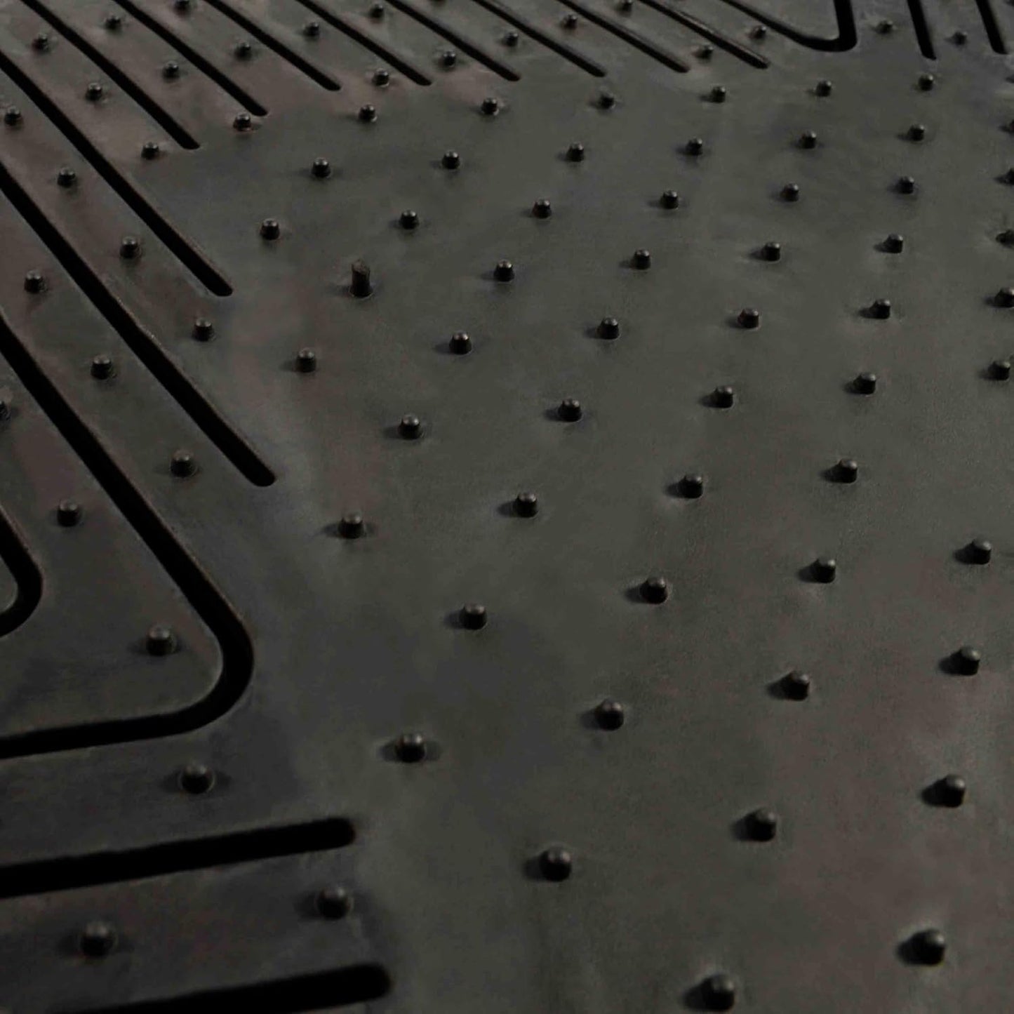 FANMATS 8752 Pittsburgh Steelers 2-Piece Heavy Duty Vinyl Car Mat Set, Front Row Floor Mats, All Weather Protection, Universal Fit, Deep Resevoir Design