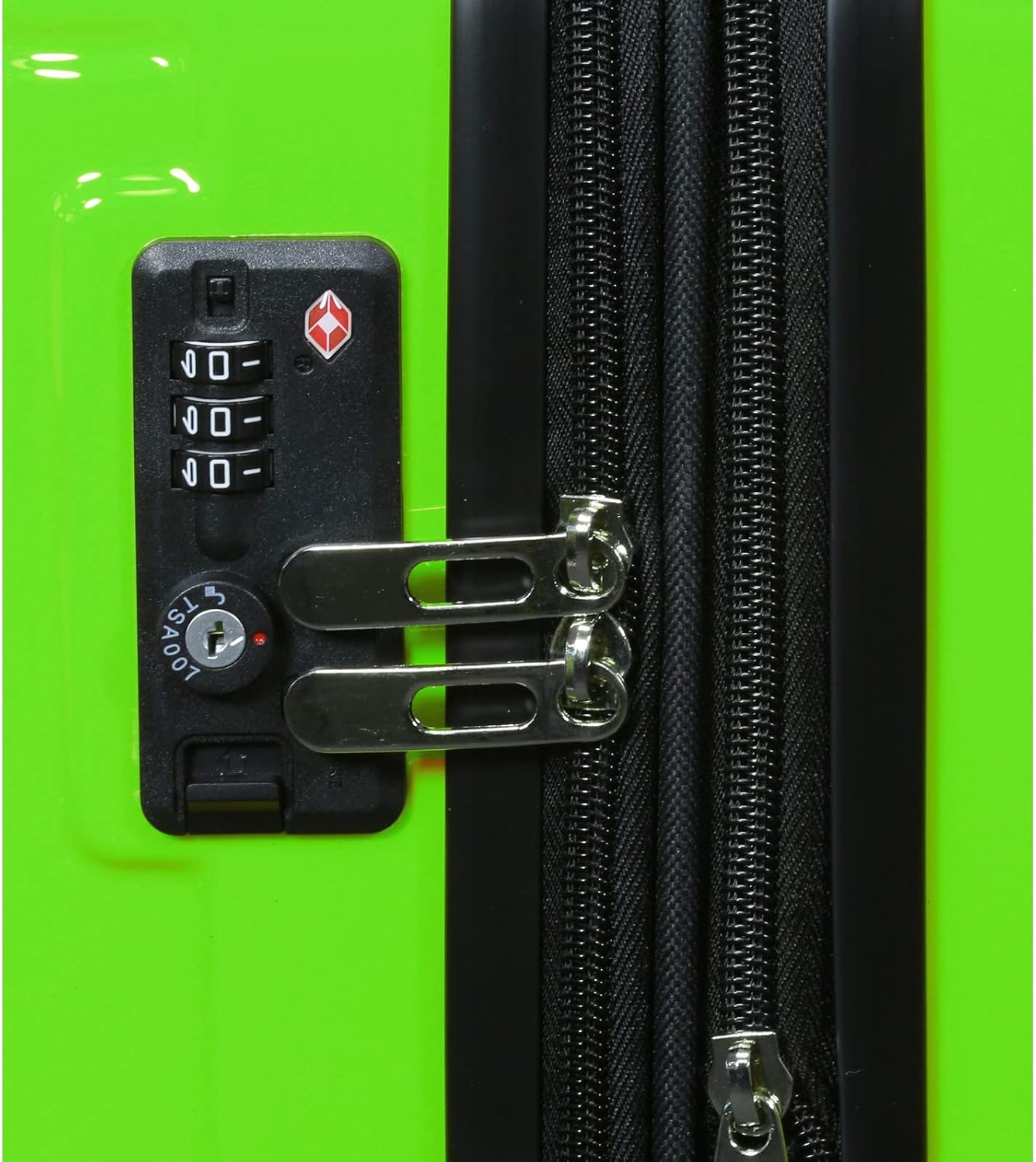 World Traveler Contour 2-Piece Polycarbonate Hardside Expandable Spinner Luggage Set with TSA Lock - Apple Green (20 &amp; 28)