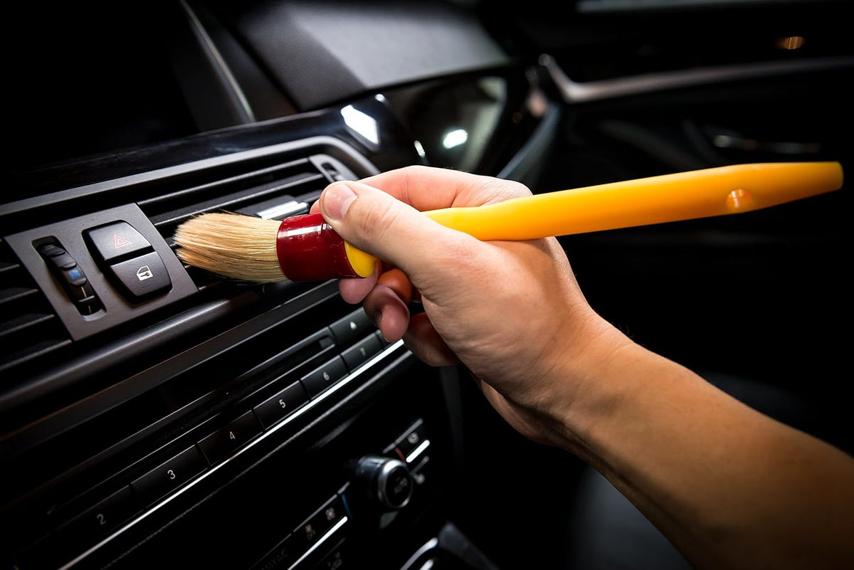 Chemical Guys, Boars Hair Detailing Brush for Wheels, Grilles & Interior