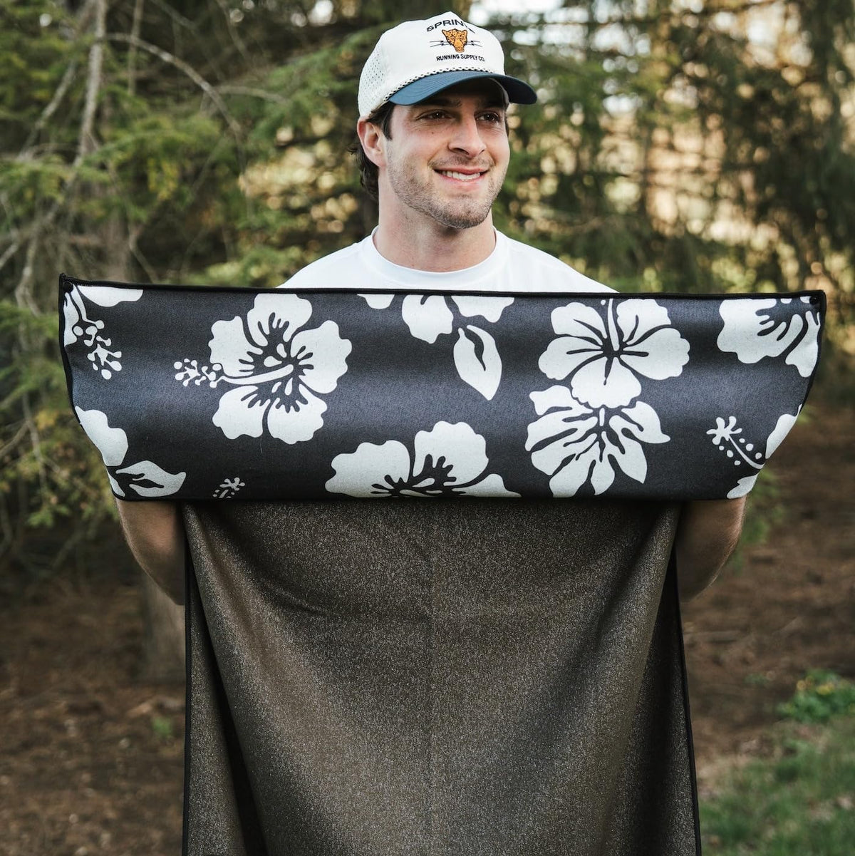Sprints Athletic Running Towel, Full-Sized, Car Seat Cover - Performance Microfiber (Flex on the Beach - Black w/Snaps)
