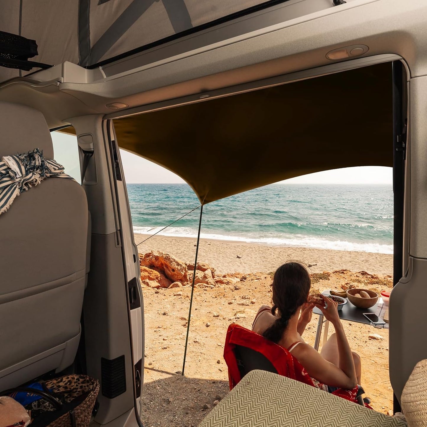 TIMBER RIDGE 19x9.8ft Retractable Vehicle Awning with Blackout Coating Roof Rack Pull-Out Sun Shade Overland Camping, Waterproof Sun Shelter for Car/Truck/Jeep/SUV/Van Green