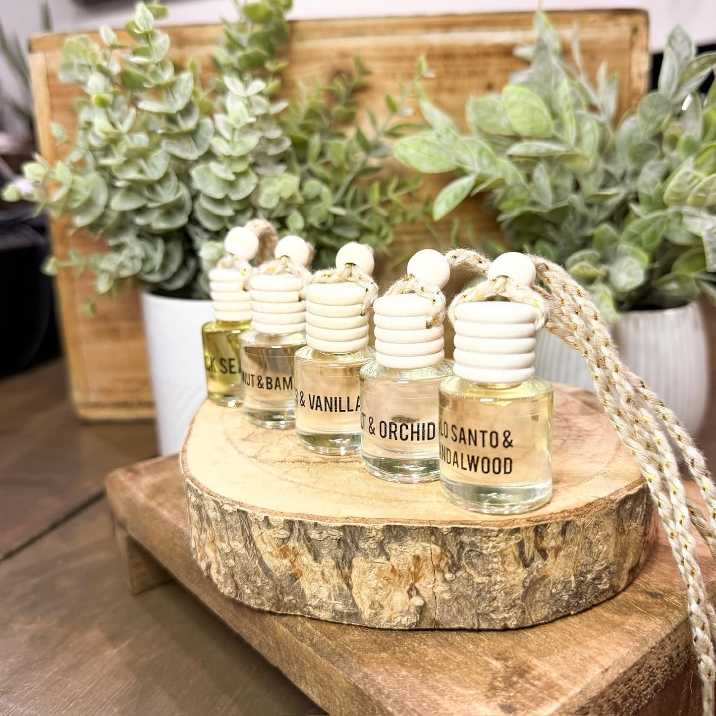 Palo Santo & Sandalwood (Santal) Hanging Car Air Freshener – Long Lasting Essential Oil Diffuser for Car, Closet, Bathroom – 2-Pack Natural Scent Deodorizer for men and women