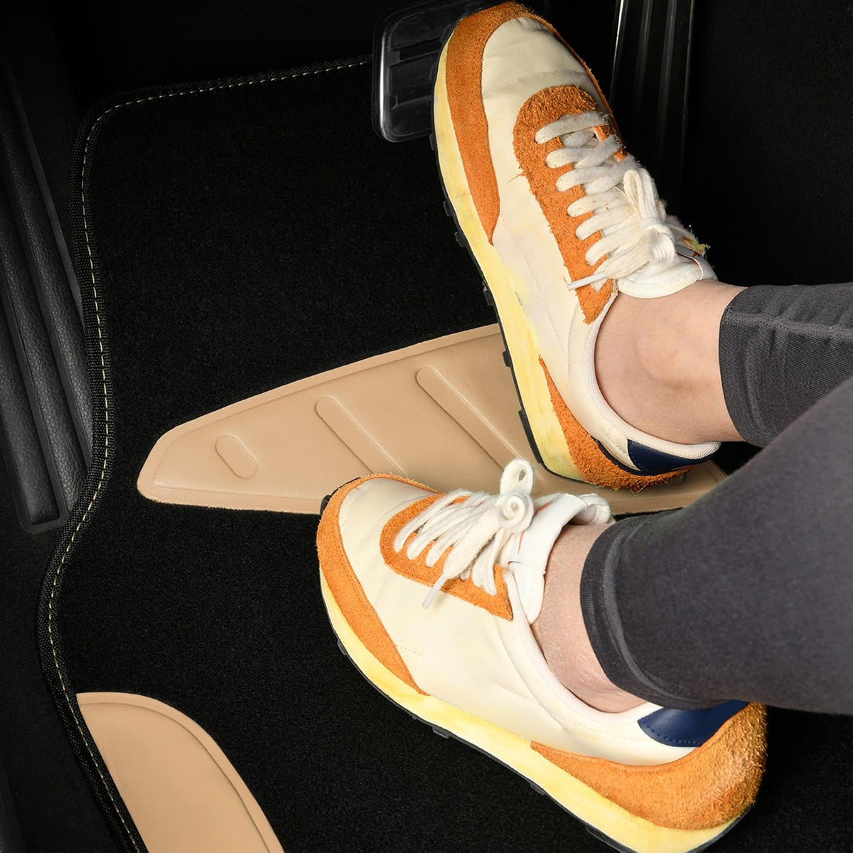 CAR PASS Waterproof Universal Fit Car Floor Mats, Car Mats Fit for SUV,Vans,sedans, Trucks,Set of 4pcs Car Carpet with Driver Heel Pad (Beige)