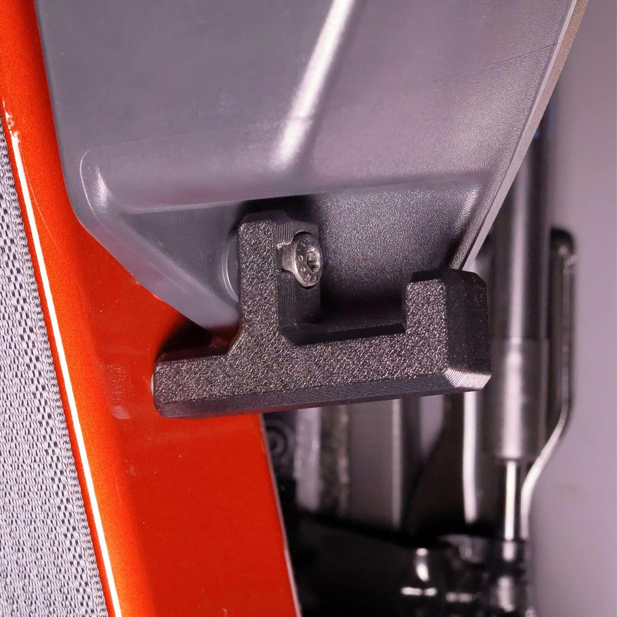 Ford Bronco Speaker Pod Storage Hooks (2021–2026, 2-Door & 4-Door) – Carbon Fiber Reinforced Cargo Hangers – Rear Trunk Grocery Bag & Gear Organizer – Essential Ford Bronco Accessories 2025