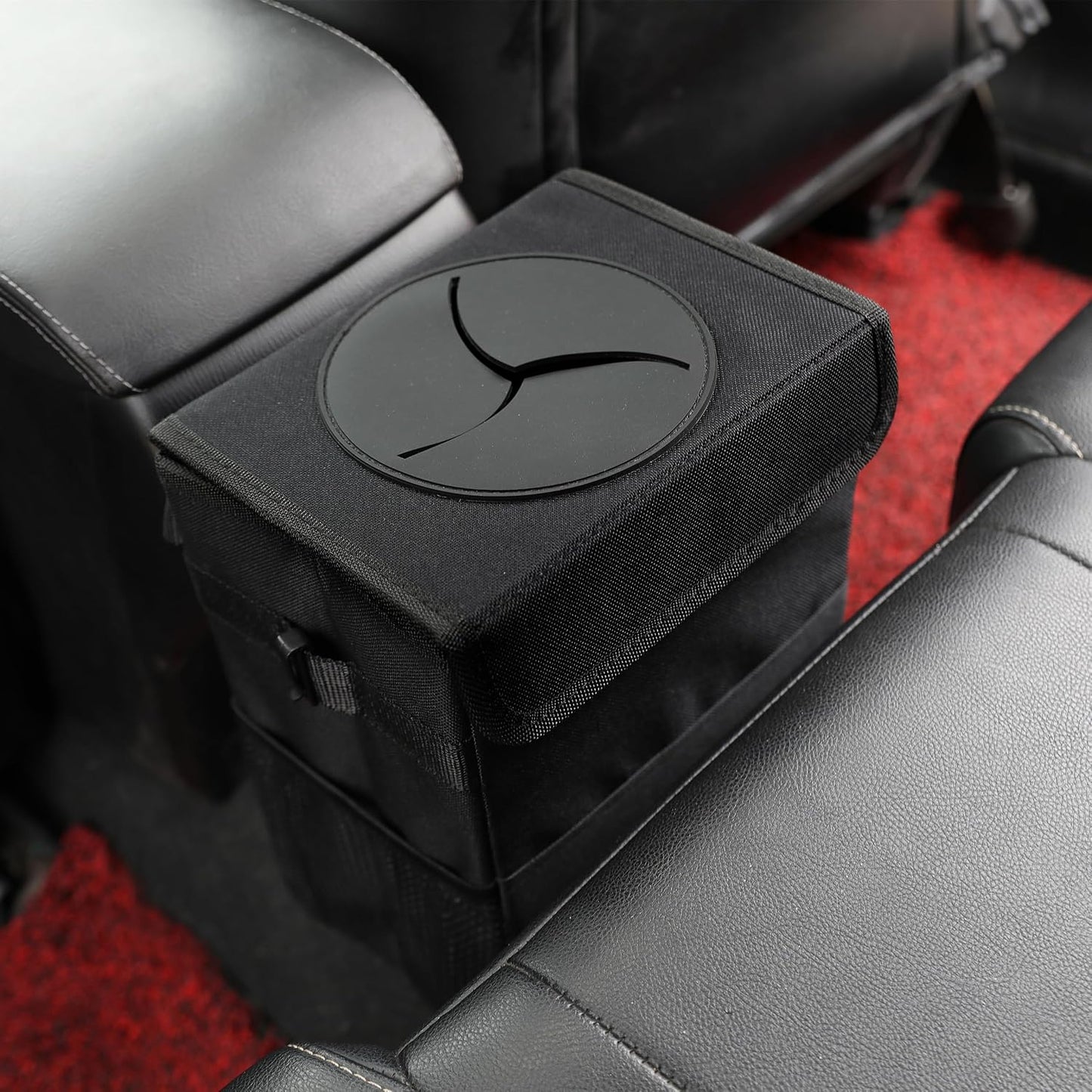 AOKJOY Car Garbage can with lid Leak Proof Vehicle Trash Can 3 Storage Pockets Hanging Waterproof car Trash Bag for SUV Black