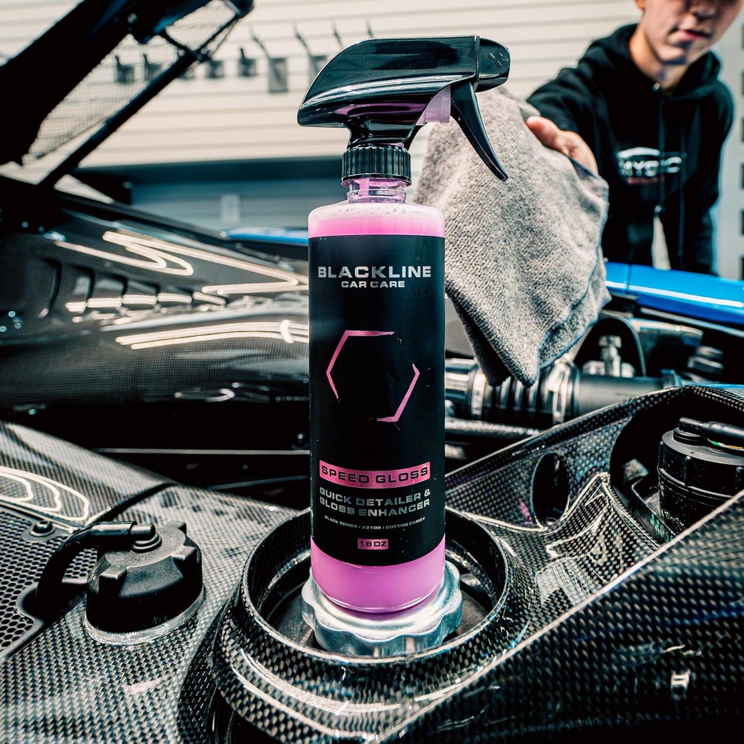 Blackline Car Care - Speed Gloss Quick Detailer Spray & Car Shine - Versatile, Fast Cleaning for a Streak-Free, Quick Detail and Glossy Finish on All Vehicle Surfaces (16 Fl Oz)